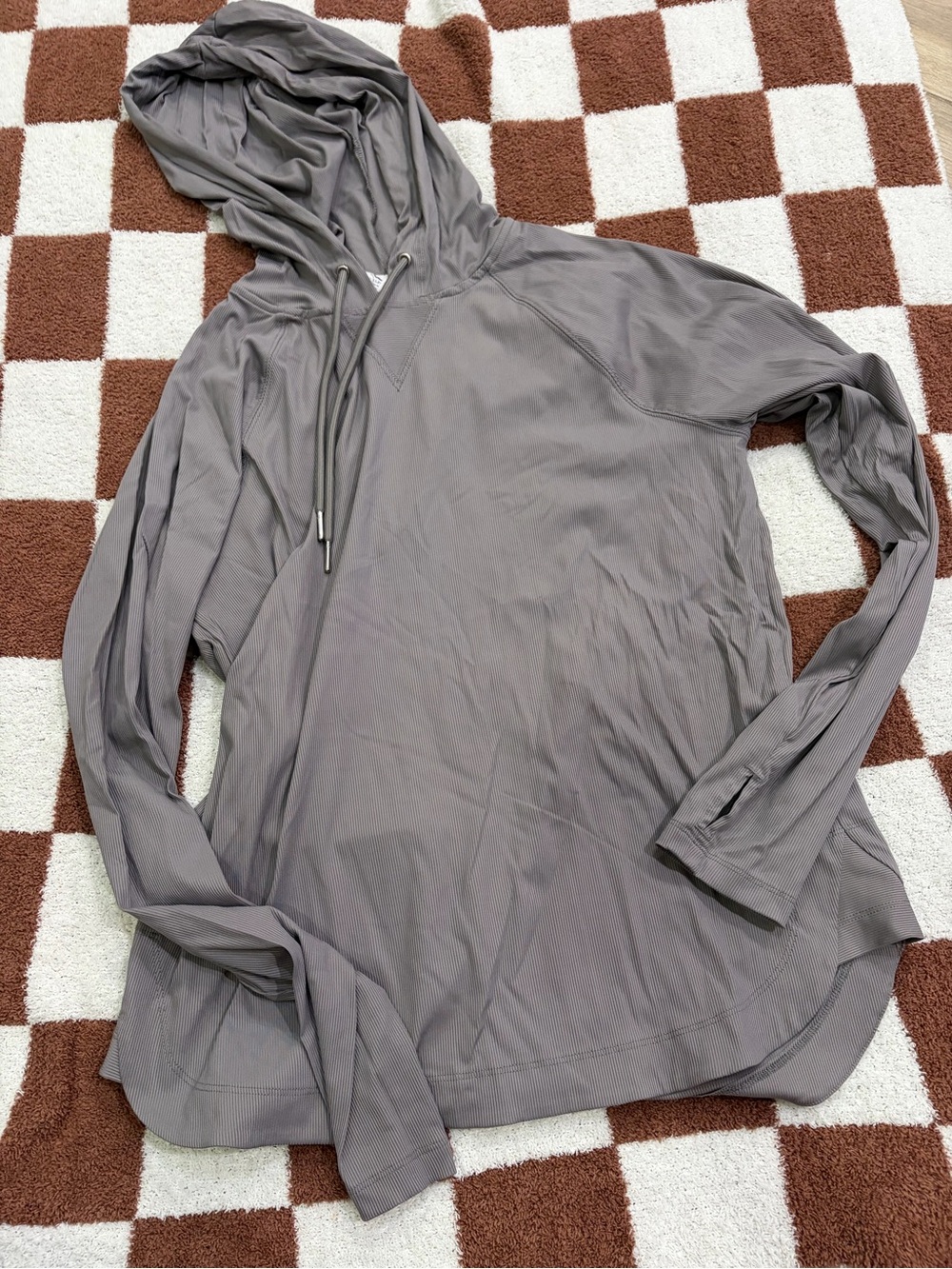 Women's Hooded Long-Sleeve Pullover Top - Taupe